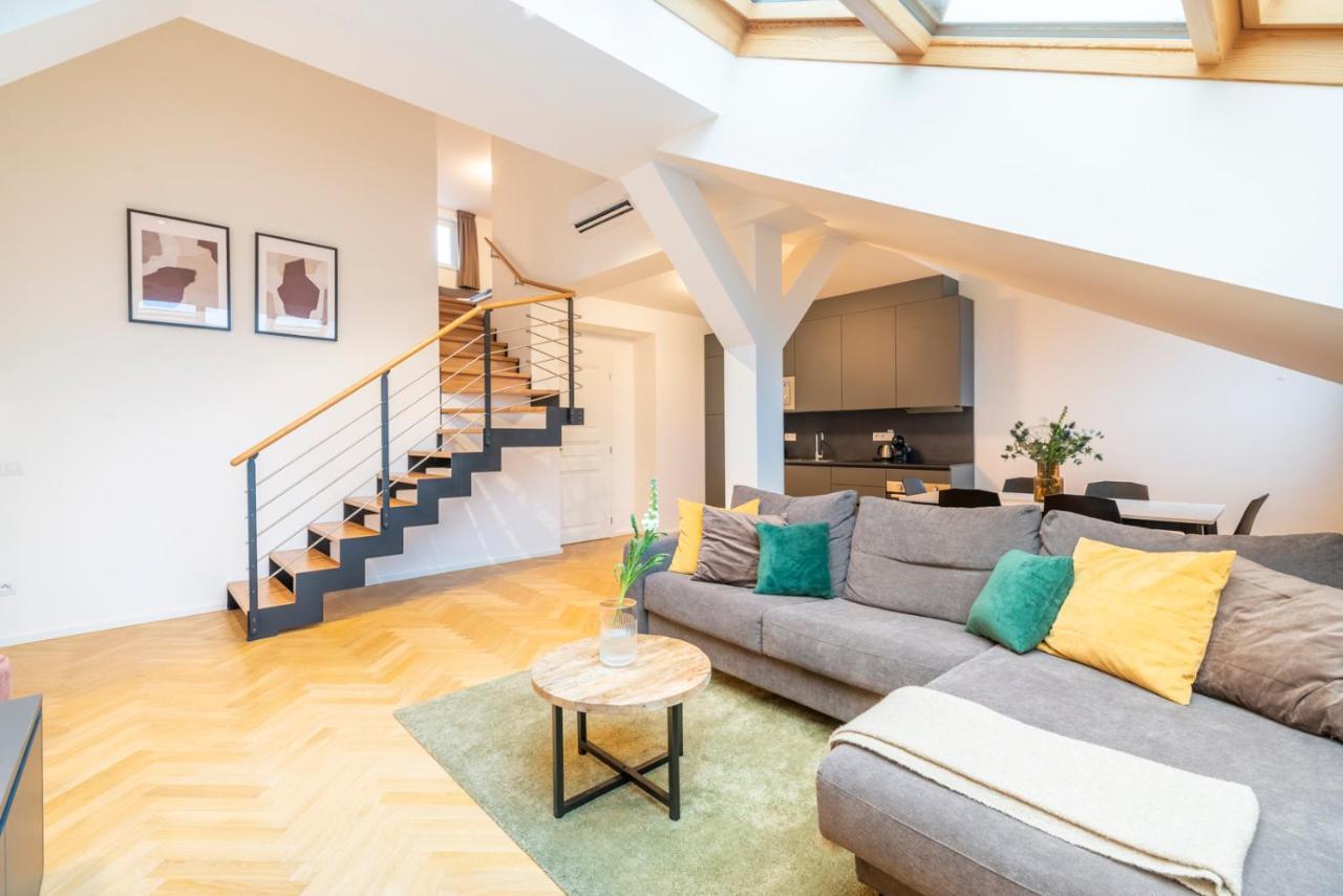 Petrin Tower Residence Прага Экстерьер фото