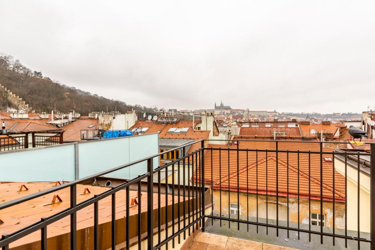 Petrin Tower Residence Прага Экстерьер фото