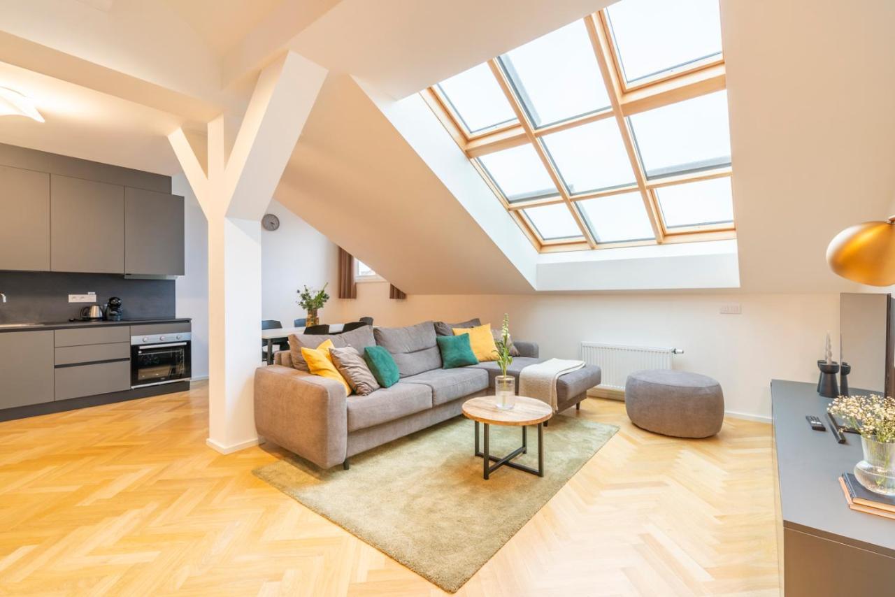 Petrin Tower Residence Прага Экстерьер фото