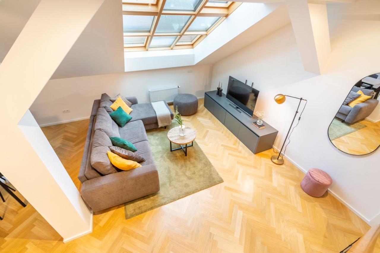 Petrin Tower Residence Прага Экстерьер фото