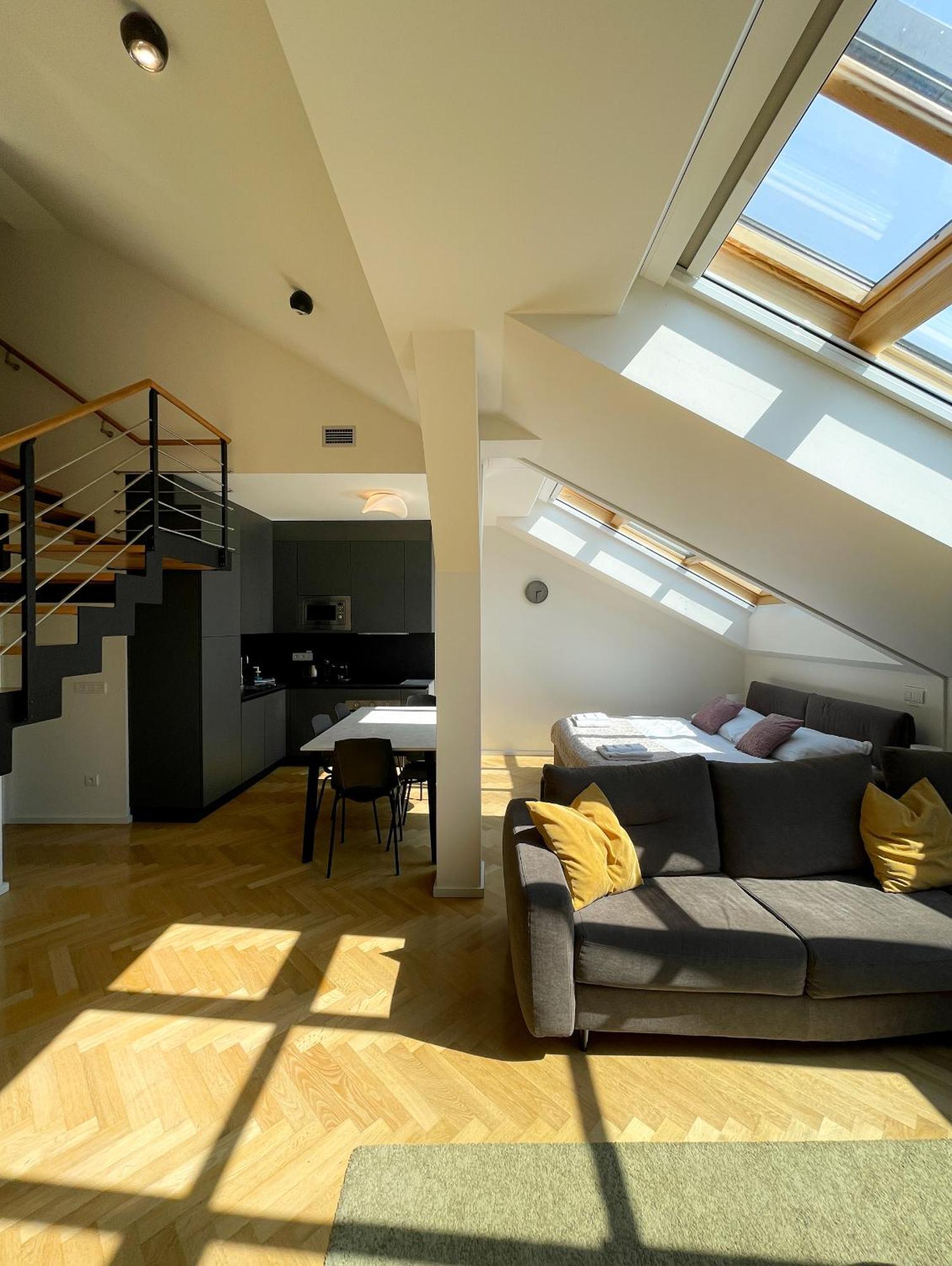 Petrin Tower Residence Прага Экстерьер фото